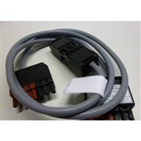 Pripájací kábel s adaptérom